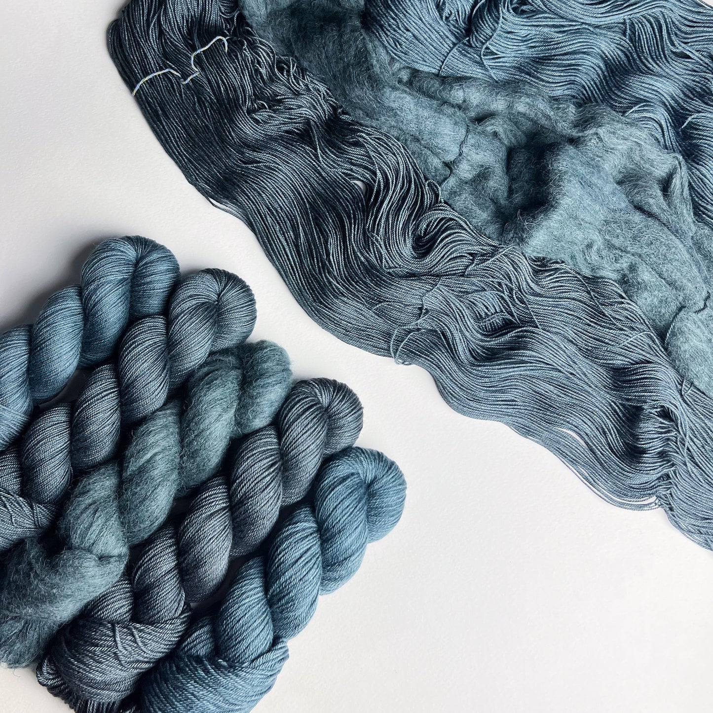Squall on Dark Past (AMYS) Lace