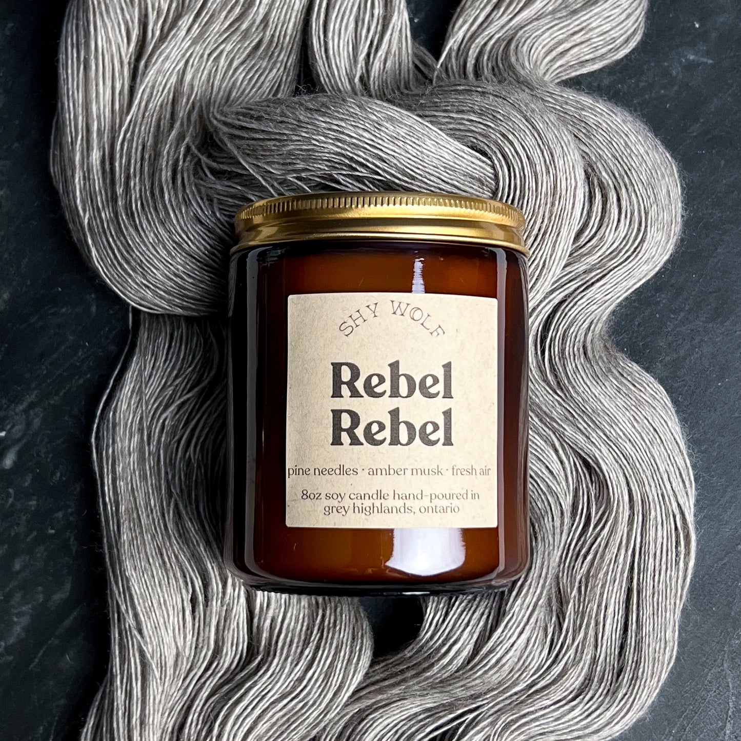 Bougies de Shy Wolf Candles