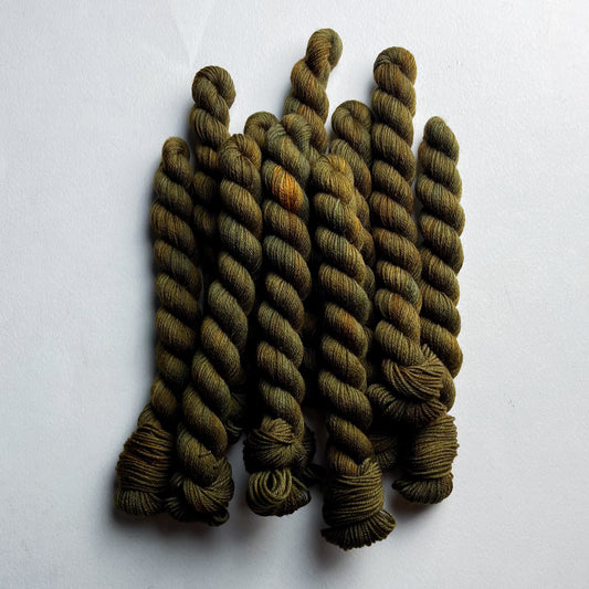 Trees of Lothlórien Outlier Mini on *Enemies to Lovers (85/15) Fingering