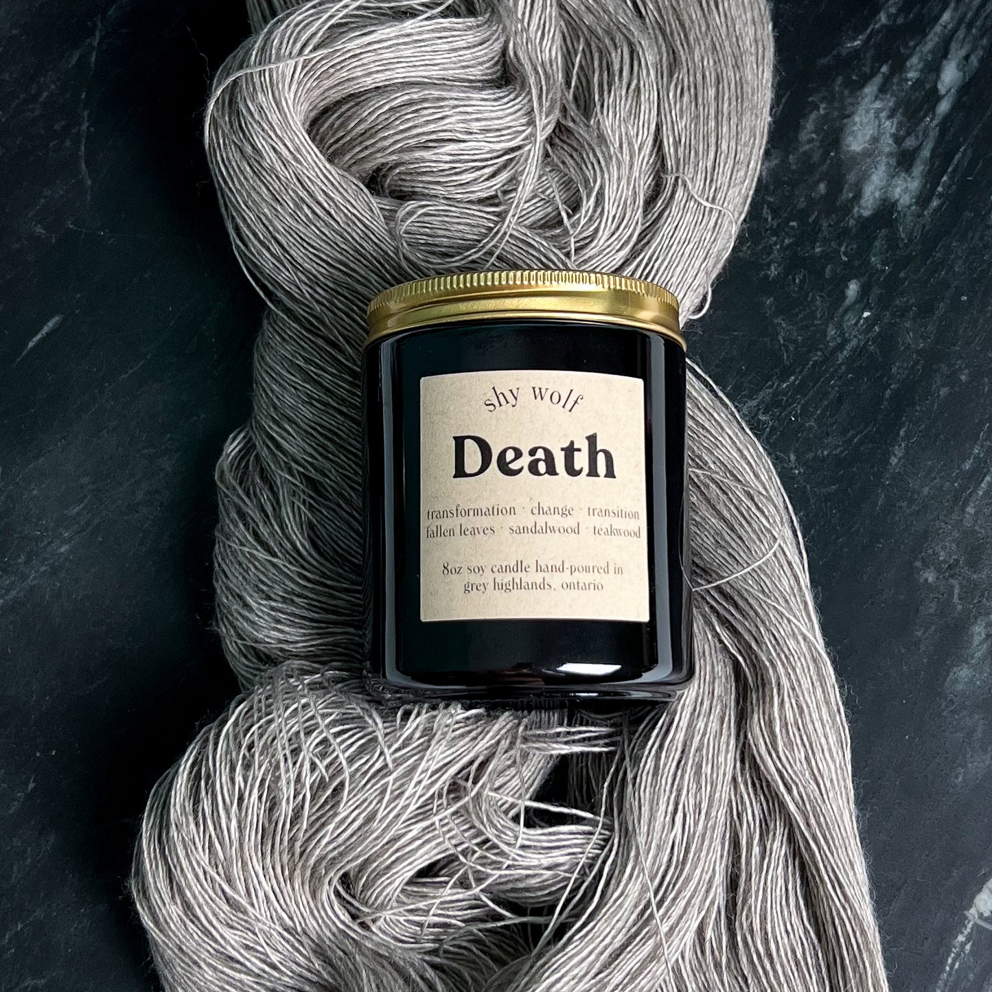 Bougies de Shy Wolf Candles