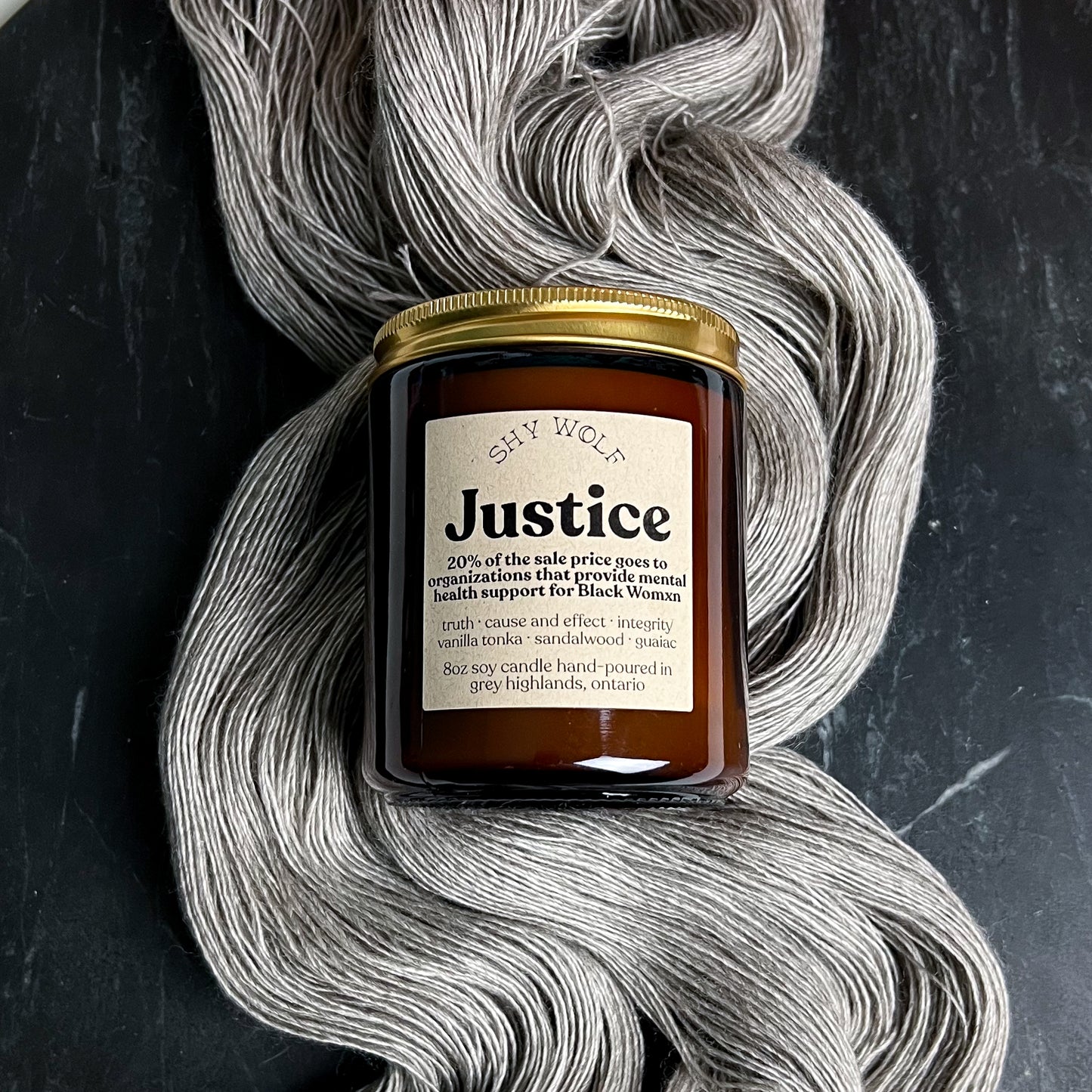 Bougies de Shy Wolf Candles